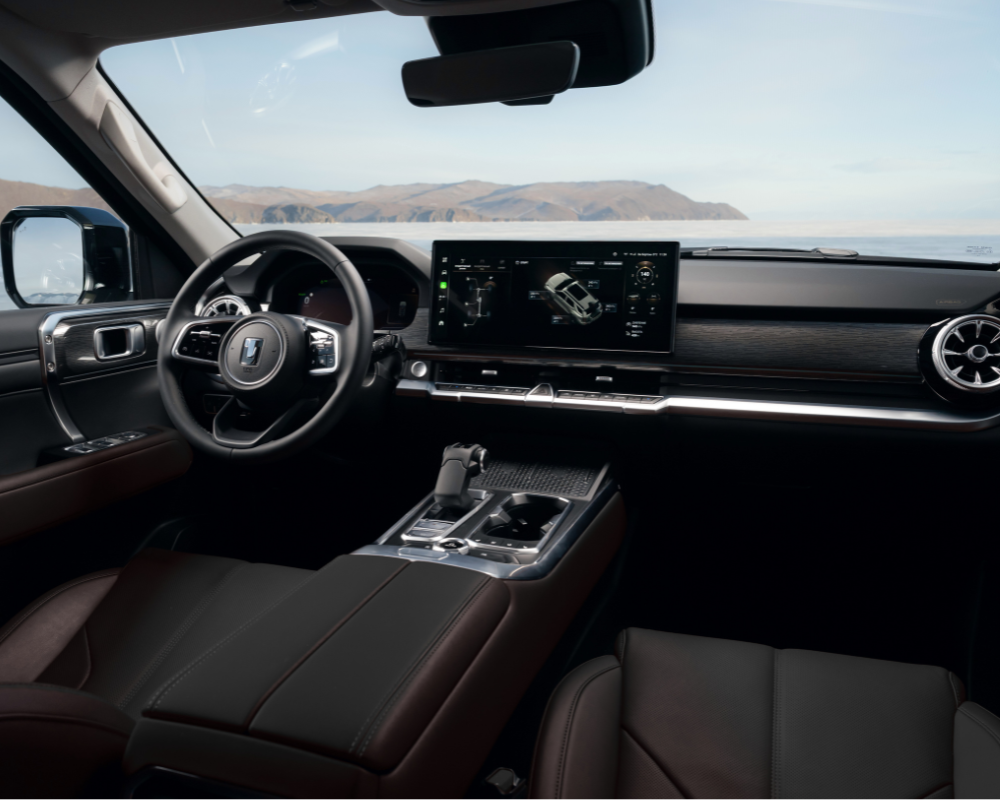 diseño interior TANK 400 4x4 HIBRIDA ENCHUFABLE